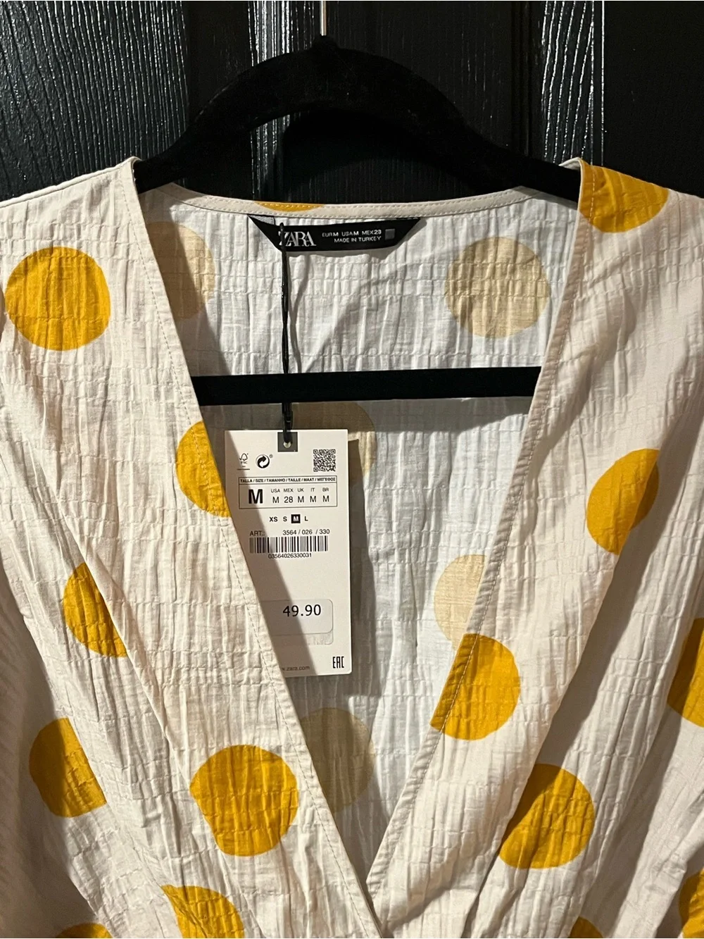 NEW Zara Cream Top with Yellow Polka Dots and Oversized snow Accent NWT